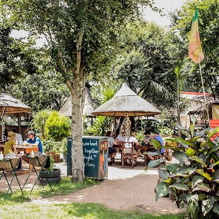Albergue Lebo'S Soweto Backpackers Exterior foto